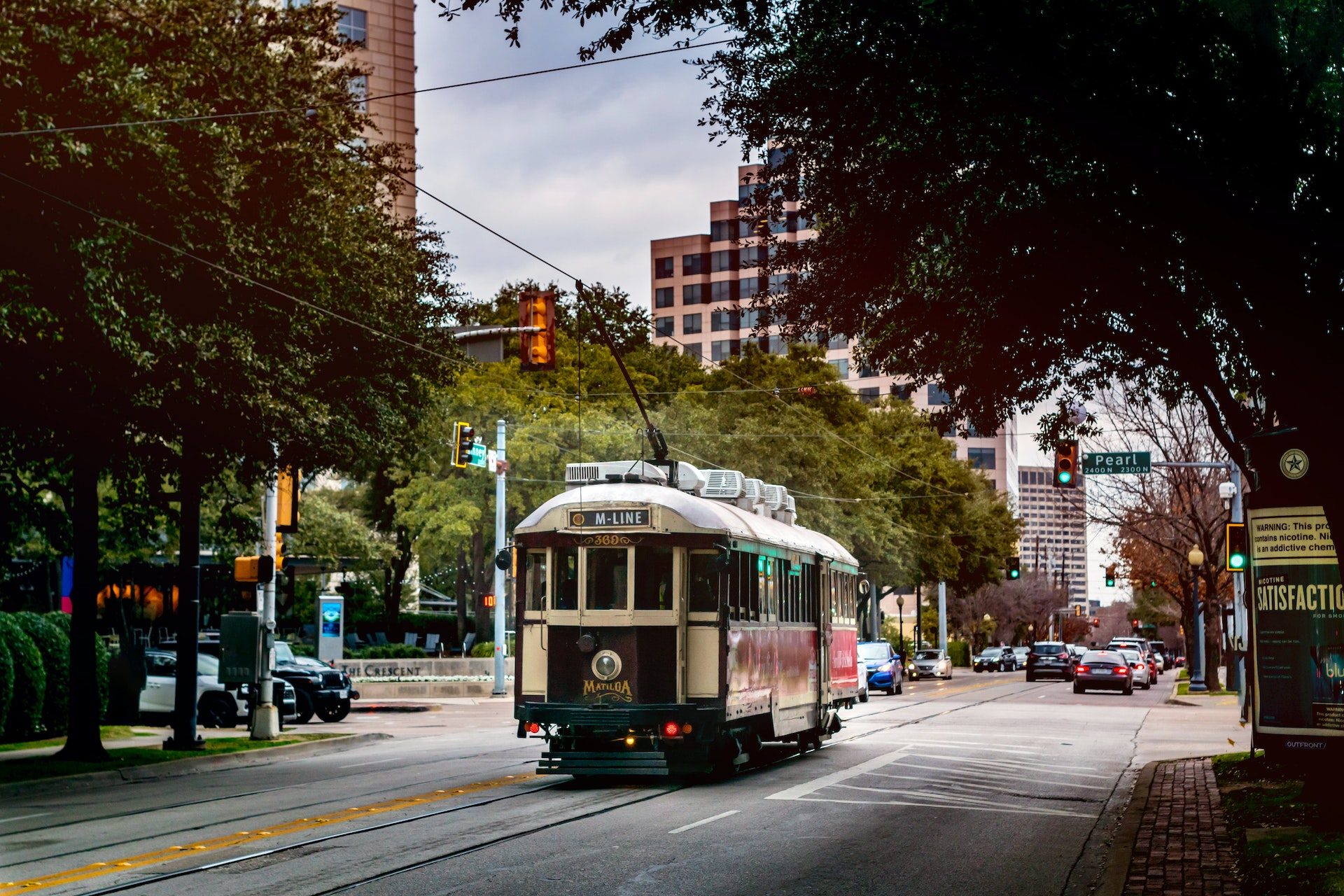 Dallas train